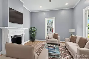 613 S Mulberry St, Statesville, NC 28677 - Photo 6