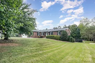 197 Sain Rd, Statesville, NC 28625 - Photo 6