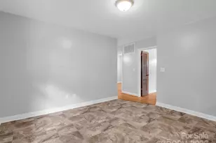 128 N Woodland Ave, Forest City, NC 28043 - Photo 16