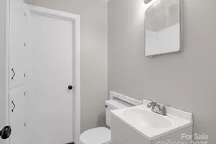 128 N Woodland Ave, Forest City, NC 28043 - Photo 28