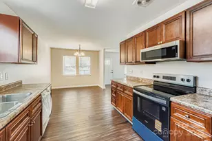 208 Lakewood Ave, Charlotte, NC 28208 - Photo 8