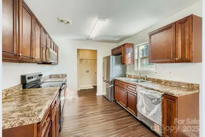 208 Lakewood Avenue, Charlotte, NC 28208 - Photo 2