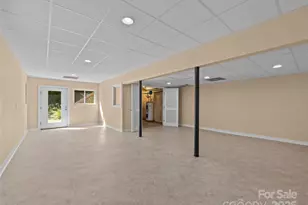 129 Franklin Rd, Swannanoa, NC 28778 - Photo 38