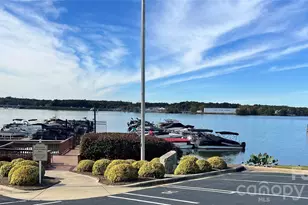 15608 Woodland Ridge Ln, Charlotte, NC 28278 - Photo 4