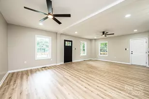 204 Hickory St, Granite Falls, NC 28630 - Photo 12