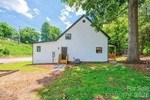 204 Hickory St, Granite Falls, NC 28630 - Photo 32