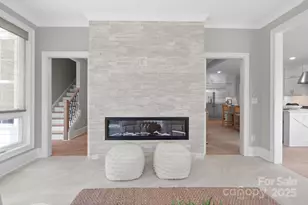 6910 Providence Ln W, Charlotte, NC 28226 - Photo 18