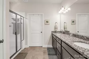 134 Fox Cove Rd, Hendersonville, NC 28792 - Photo 20