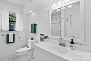 53 Hackberry Ln, Waynesville, NC 28785 - Photo 22