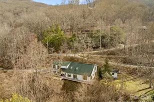 53 Hackberry Ln, Waynesville, NC 28785 - Photo 8