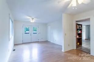 27 Curlee St, Brevard, NC 28712 - Photo 12