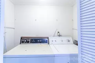 27 Curlee St, Brevard, NC 28712 - Photo 6