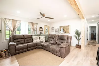 1870 Guildwood Place SE, Hudson, NC 28638 - Photo 12