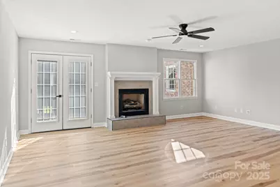 915 Barrington Drive NE, Lenoir, NC 28645 - Photo 10