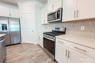 126 Ari Ave, Troutman, NC 28166 - Photo 6