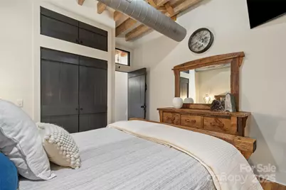 5 Town Square #204, Burnsville, NC 28714 - Photo 32