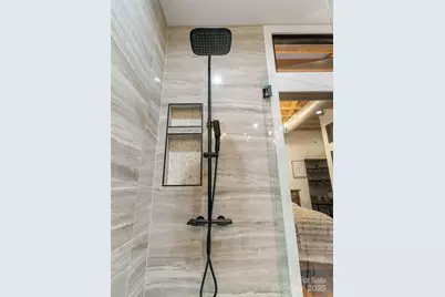 5 Town Square #204, Burnsville, NC 28714 - Photo 28