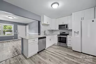 2715 Sonora Ln, Charlotte, NC 28208 - Photo 1