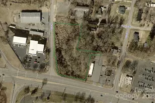 721 9th St SW, Hickory, NC 28602 - Photo 1