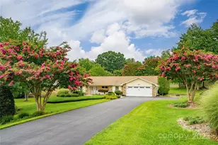 32 Stone House Rd, Hendersonville, NC 28739 - Photo 28