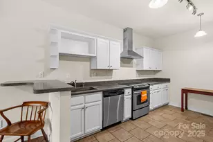 11 Myra Pl, Asheville, NC 28806 - Photo 8