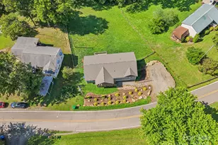 136 Locust Grove Rd, Weaverville, NC 28787 - Photo 22