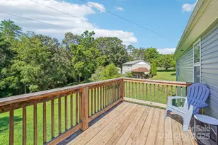 136 Locust Grove Rd, Weaverville, NC 28787 - Photo 18