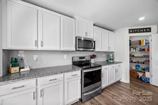 183 Marathon Ln, Candler, NC 28715 - Photo 10