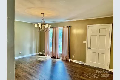 415 E Poplar Street, Stanley, NC 28164 - Photo 4