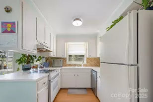 311 Rollingwood Dr, Stanley, NC 28164 - Photo 10