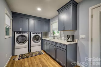 214 Howard Street, Morganton, NC 28655 - Photo 12