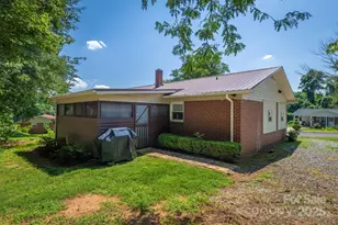 214 Howard St, Morganton, NC 28655 - Photo 26