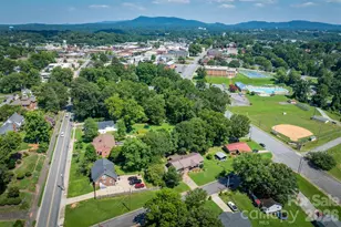 214 Howard St, Morganton, NC 28655 - Photo 22