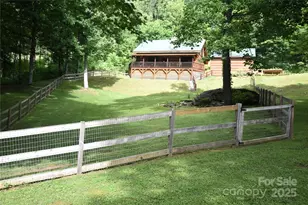 120 Spotted Fawn Ln, Waynesville, NC 28785 - Photo 2