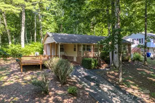 17 Sitar Ln, Saluda, NC 28773 - Photo 1