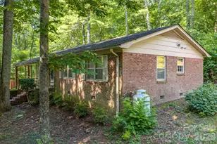 17 Sitar Ln, Saluda, NC 28773 - Photo 6