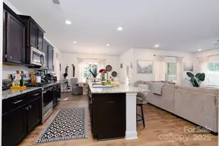 3925 Port Richmond Ave, Gastonia, NC 28056 - Photo 8