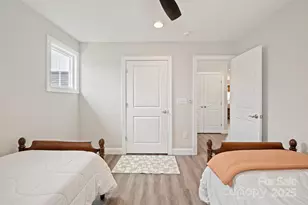 2636 2nd St NE, Hickory, NC 28601 - Photo 34