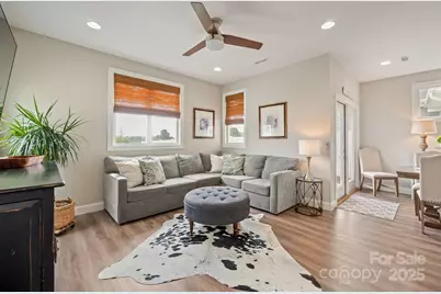 2636 2nd Street NE, Hickory, NC 28601 - Photo 18