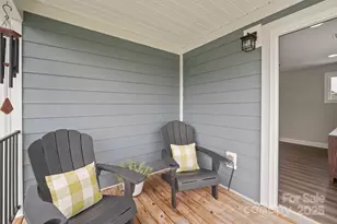 2636 2nd St NE, Hickory, NC 28601 - Photo 36