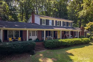 1055 Fairway Ln, Lincolnton, NC 28092 - Photo 8