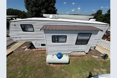 104 Robin Lane, New London, NC 28127 - Photo 38