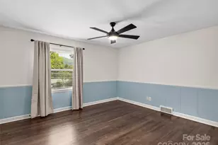 8 Bevlyn Dr, Asheville, NC 28803 - Photo 14