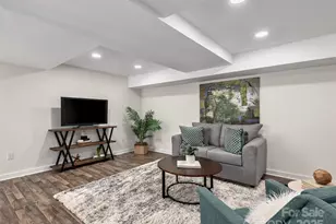 8 Bevlyn Dr, Asheville, NC 28803 - Photo 18