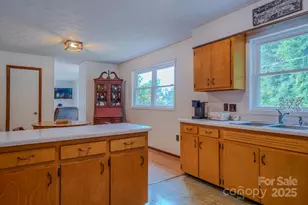 85 Pine Ridge Rd, Mars Hill, NC 28754 - Photo 12