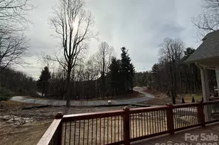 634 Hollybrook Dr, Flat Rock, NC 28731 - Photo 20