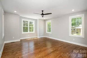 634 Hollybrook Dr, Flat Rock, NC 28731 - Photo 20