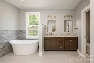 634 Hollybrook Dr, Flat Rock, NC 28731 - Photo 24