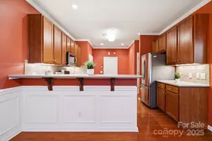 8408 Brookings Dr, Charlotte, NC 28269 - Photo 4