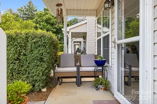 48 Lanceford Cir, Fletcher, NC 28732 - Photo 2